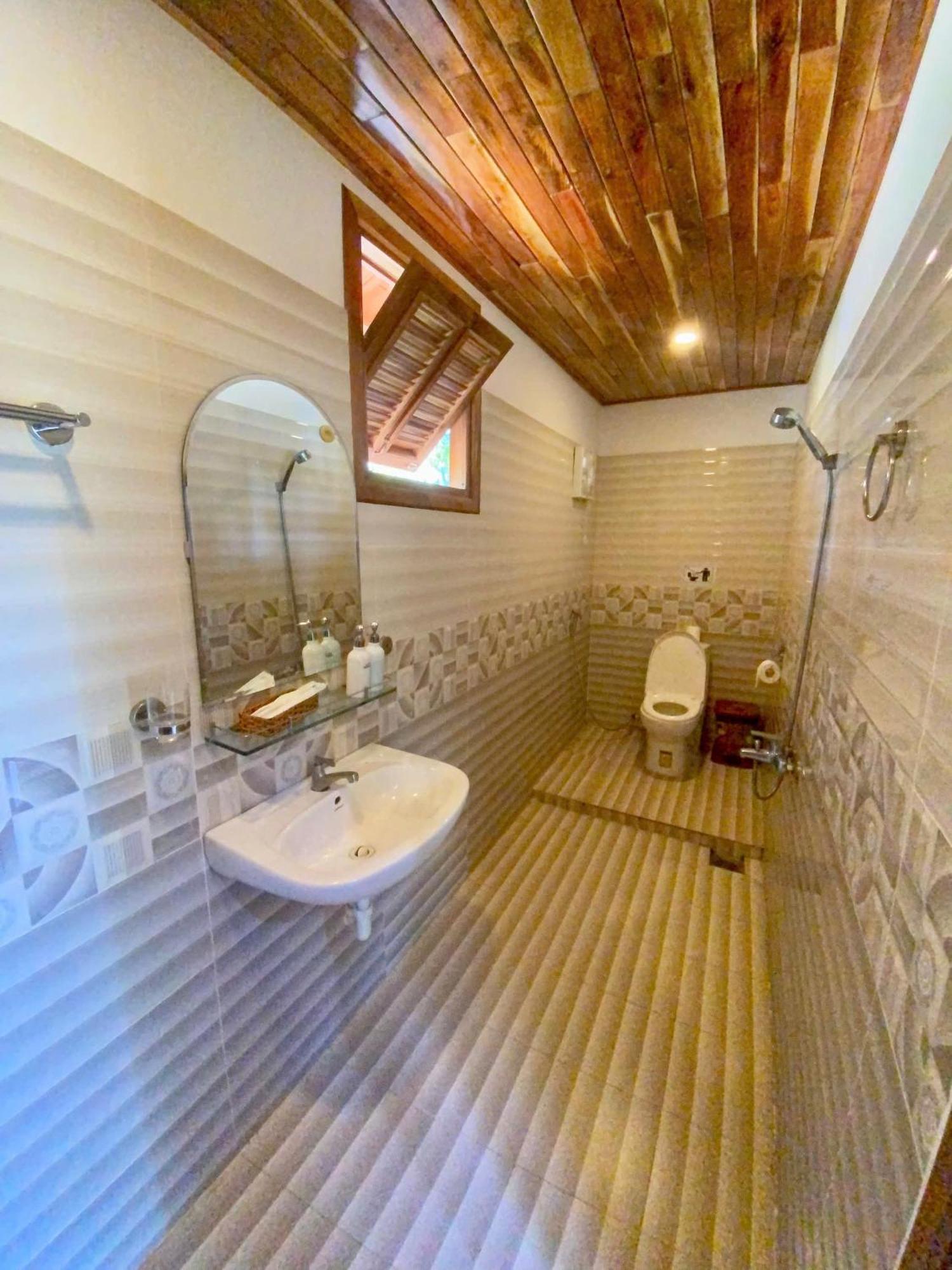 Y Nghia Bungalow Ong Lang ฟู้โกว๊ก ภายนอก รูปภาพ