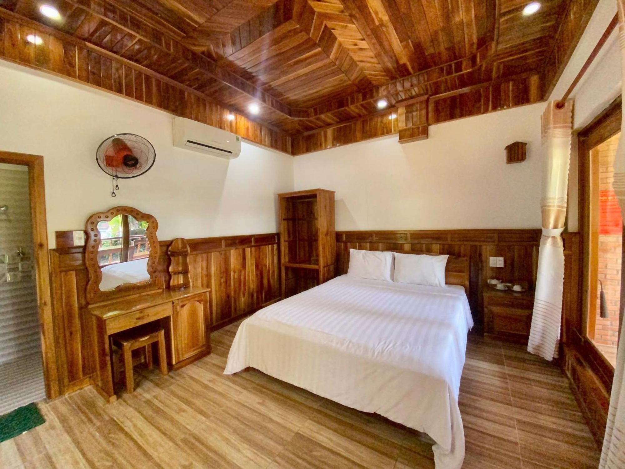Y Nghia Bungalow Ong Lang ฟู้โกว๊ก ภายนอก รูปภาพ