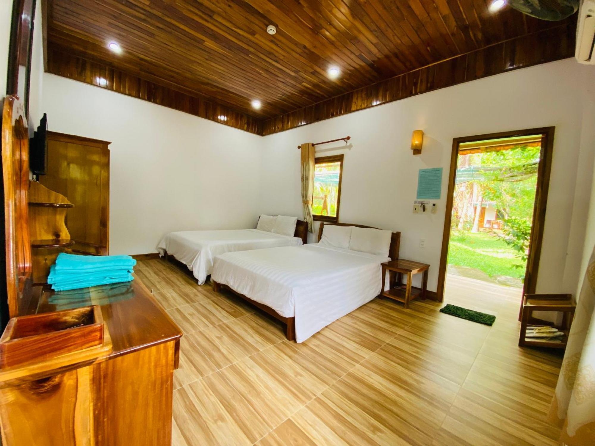 Y Nghia Bungalow Ong Lang ฟู้โกว๊ก ภายนอก รูปภาพ